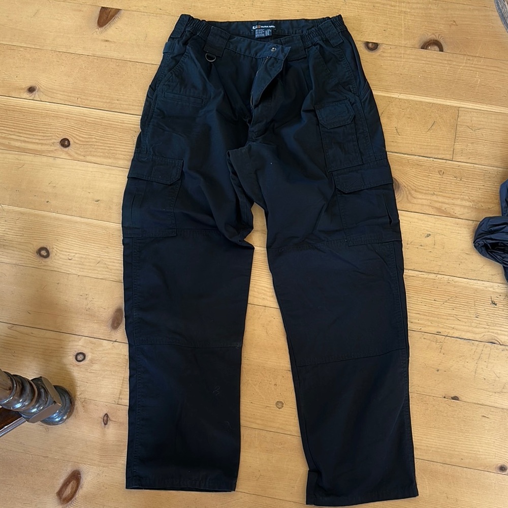 🔺5.11. Men's Black Cargo Pants. Tactical series